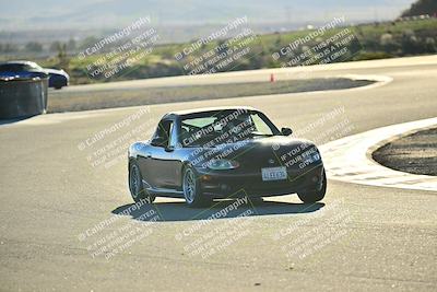 media/Dec-13-2025-Extreme Speed (Sat) [[d129ecb0b9]]/Beginner/Session 3 (Turn 5)/